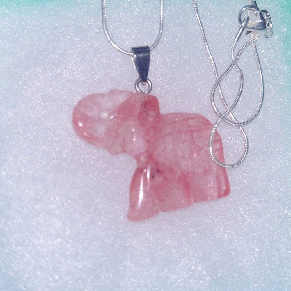 Boho hippie Cherry Quartz Crystal Elephant 🐘 Sterling Silver 16” Necklace
